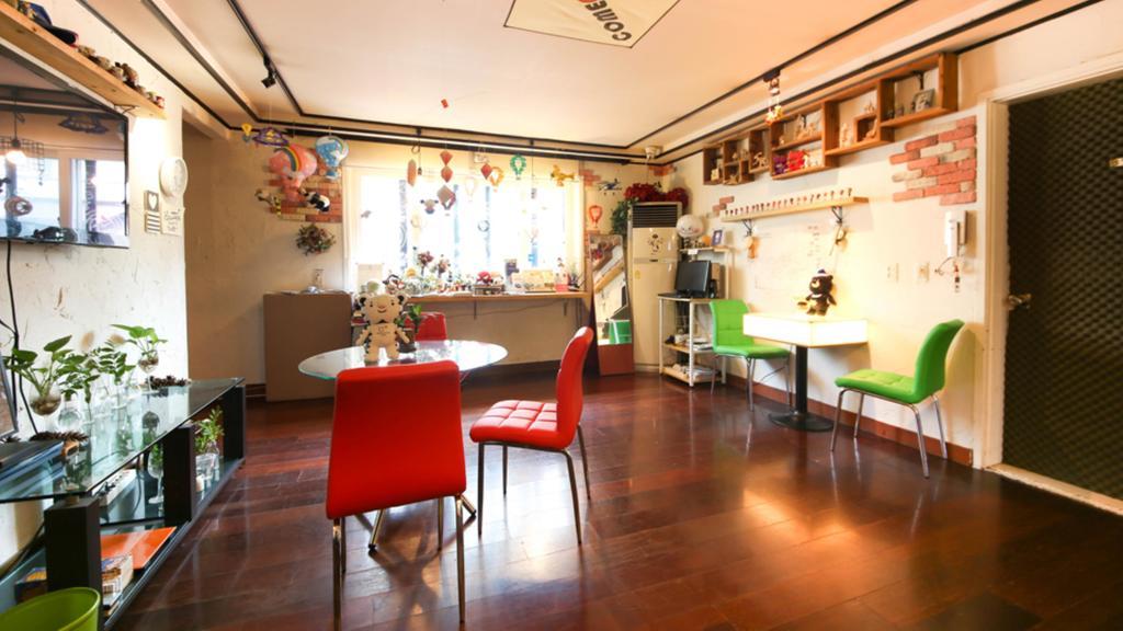 סיאול Comeinn Guesthouse Hongdae - Female Only מראה חיצוני תמונה