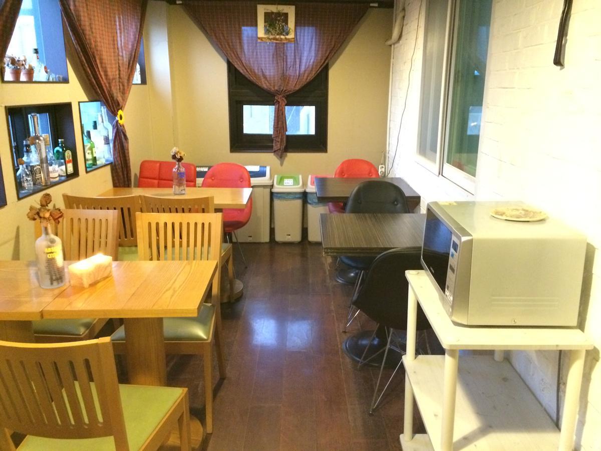 סיאול Comeinn Guesthouse Hongdae - Female Only מראה חיצוני תמונה