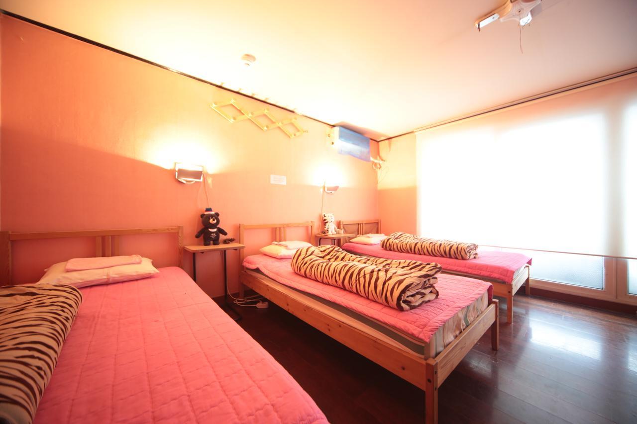 סיאול Comeinn Guesthouse Hongdae - Female Only מראה חיצוני תמונה