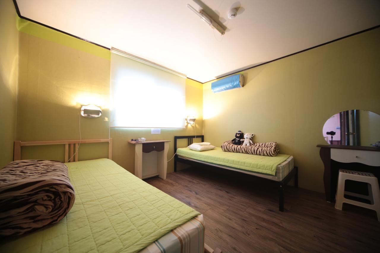 סיאול Comeinn Guesthouse Hongdae - Female Only מראה חיצוני תמונה